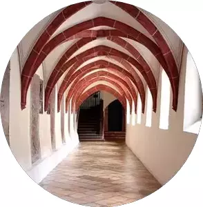 Klostergang rund